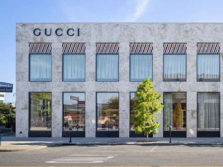 gucci easton ohio address.